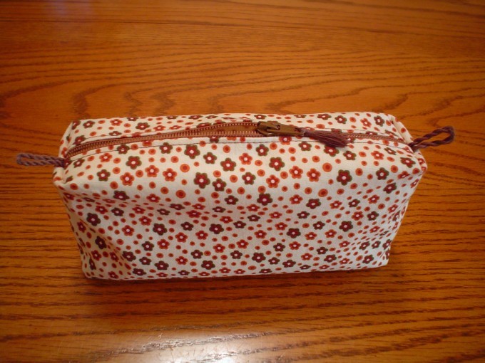 My makeup bag from Nehzat's pattern